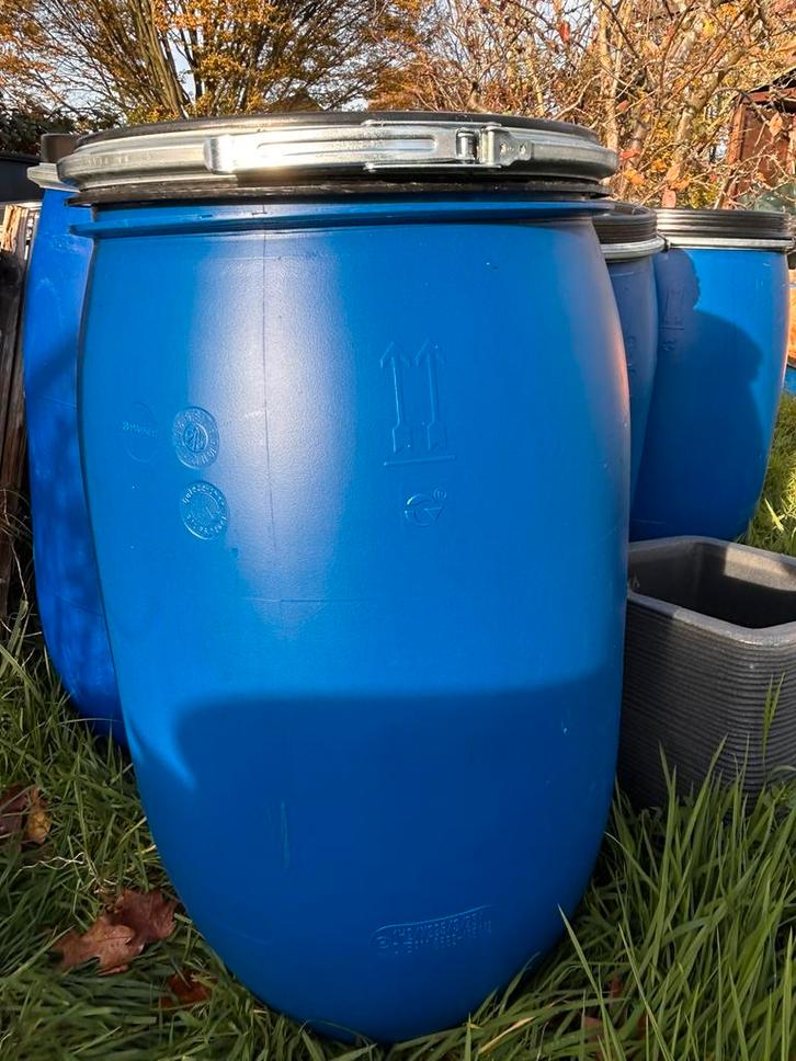 Dekselvat, 120 liter, Tuin en Terras, Regentonnen, Zo goed als nieuw, Kunststof, 75 tot 150 liter, Ophalen of Verzenden