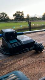 Makita lader met accu, Doe-het-zelf en Verbouw, Gereedschap | Handgereedschap, Ophalen of Verzenden, Zo goed als nieuw