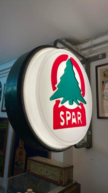 SPAR lichtreclame dubbelzijdig, groot exemplaar beschikbaar voor biedingen