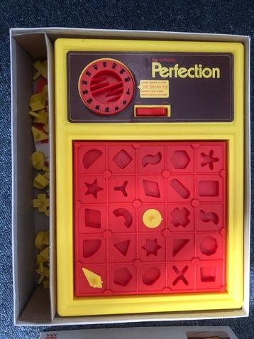 Gezelschapsspel PERFECTION beschikbaar voor biedingen