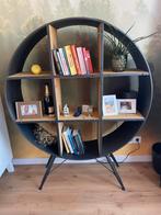 Ronde kast 120x152cm massief hout en staal, Huis en Inrichting, Ophalen, Met plank(en), Zo goed als nieuw, Minder dan 150 cm
