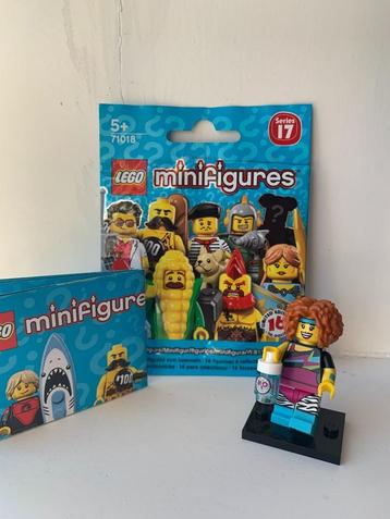 Lego CMF Dance Instructor beschikbaar voor biedingen