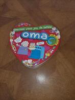 Koektrommel snoeptrommel blik Oma hartjes vorm, Verzamelen, Ophalen of Verzenden, Zo goed als nieuw, Koek(jes), Overige merken