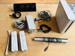 Nintendo Wii + 2 controllers, Ophalen of Verzenden, Gebruikt, Met 2 controllers