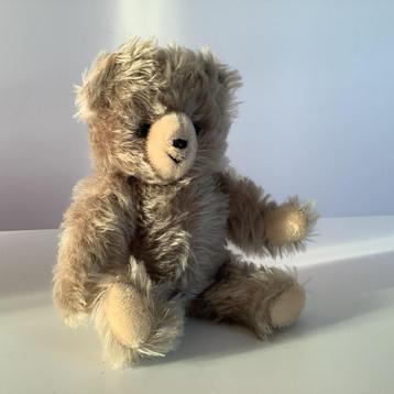 Leuk grijs/beige vintage knuffelbeertje beschikbaar voor biedingen