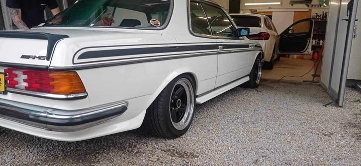 Mercedes w123 coupe AMG pakket, Auto-onderdelen, Carrosserie en Plaatwerk, Bumper, Voor, Ophalen of Verzenden