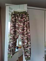 Joggingbroek maat 36 2 reuro in amsyerdam wil ik het brengen, Kleding | Dames, Sportkleding, Ophalen of Verzenden, Zo goed als nieuw