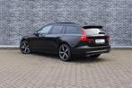 Volvo V60 2.0 T8 Plug-in hybrid AWD Ultimate Dark | Panorama, Auto's, Volvo, Automaat, 12 maanden, Stof, Gebruikt