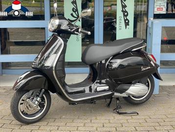 Vespa GTS 310 Super zwart 2025 beschikbaar voor biedingen