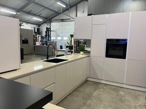 Ruime moderne keuken greeploos !! Volop keus keukens !!, Huis en Inrichting, Keuken | Complete keukens, Gebruikt, Dubbelwandige keuken