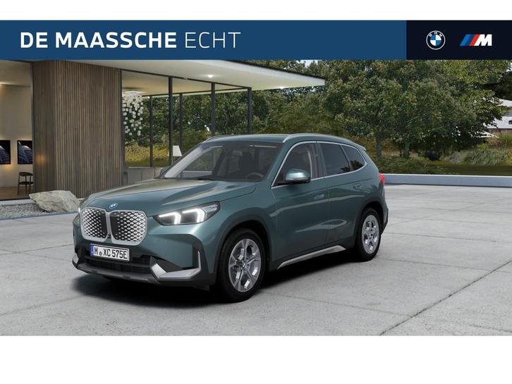 BMW iX1 eDrive20 Pure Edition / Adaptieve LED / Comfort Acce, Auto's, BMW, Te koop, iX1, ABS, Achteruitrijcamera, Airbags, Airconditioning