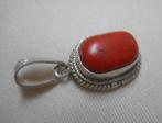 Zilveren hanger met bloedkoraal nr.570, Sieraden, Tassen en Uiterlijk, Antieke sieraden, Verzenden, Zilver, Hanger