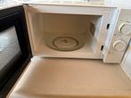 Magnetron - Snel en gemakkelijk opwarmen!, Witgoed en Apparatuur, Gebruikt, Ophalen of Verzenden, Magnetron, Draaiplateau