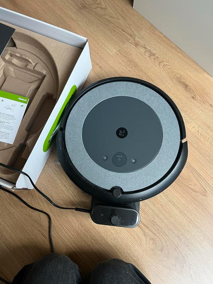 iRobot Roomba i3 Robotstofzuiger Slimme Robot Stofzuiger, Witgoed en Apparatuur, Stofzuigers, Gebruikt, Robotstofzuiger, Minder dan 1200 watt