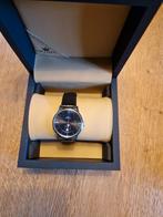Optima, quartz horloge met vlindersluiting., Leer, Staal, Polshorloge, Nieuw