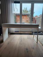 Witte Bureau met Lades, Ophalen, Zo goed als nieuw, Bureau