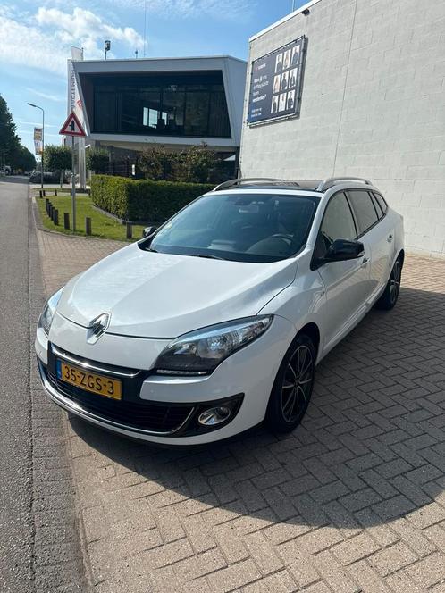 Renault Mégane 1.5 DCI Bose 81KW Estate 2012 Pano Wit, Auto's, Renault, Bedrijf, Mégane, Diesel, A, Stationwagon, Handgeschakeld