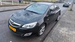 Opel Astra 1.6 16V 5D 2010 Zwart, Auto's, Voorwielaandrijving, 1250 kg, 680 kg, 4 cilinders