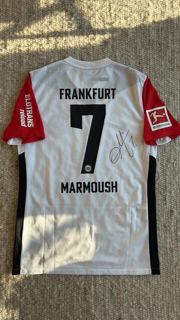 Gesigneerd Omar Marmoush Eintracht Frankfurt shirt, Verzamelen, Sportartikelen en Voetbal, Zo goed als nieuw, Shirt, Ophalen of Verzenden