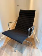 Eames ea116, Huis en Inrichting, Fauteuils, Ophalen of Verzenden, Zo goed als nieuw