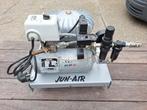 JUN - AIR.  Stille, trillingvrije, mobiele compressor, Minder dan 25 liter, Ophalen of Verzenden, 6 tot 10 bar, Minder dan 200 liter/min