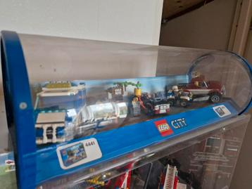 Lego Winkel Display - City Sets 4441 en 4437 beschikbaar voor biedingen