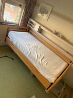 Hoog-Laag Bed - Ziekenhuisbed te koop!, Huis en Inrichting, Ophalen, 90 cm, Eenpersoons, Bruin