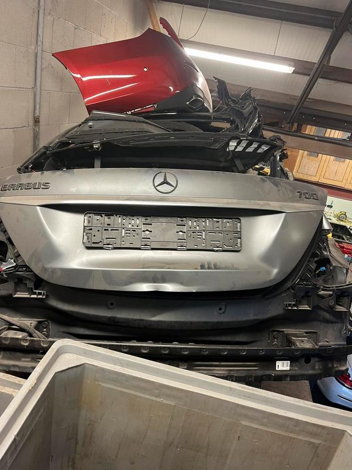 Mercedes AMG E63s 2017, Auto diversen, Schadeauto's, Benzine, Ophalen of Verzenden