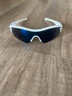 Oakley M Frame Wit - Zonnebril, Sieraden, Tassen en Uiterlijk, Zonnebrillen en Brillen | Dames, Gebruikt, Zonnebril, Wit, Ophalen of Verzenden