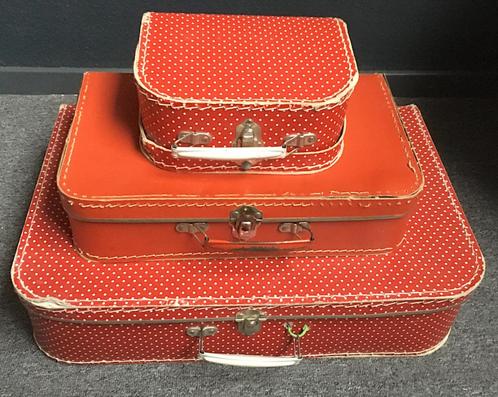 brocante koffertjes rood met witte stippen 2 stuks, Antiek en Kunst, Curiosa en Brocante, Ophalen of Verzenden