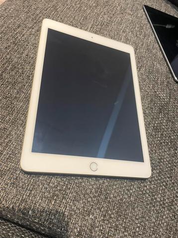 Ipad 5de generatie 32 Gb Rose Goud. beschikbaar voor biedingen