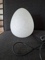 Tafel lamp in ei vorm melk glas, Ophalen, Zo goed als nieuw, E27 (groot)