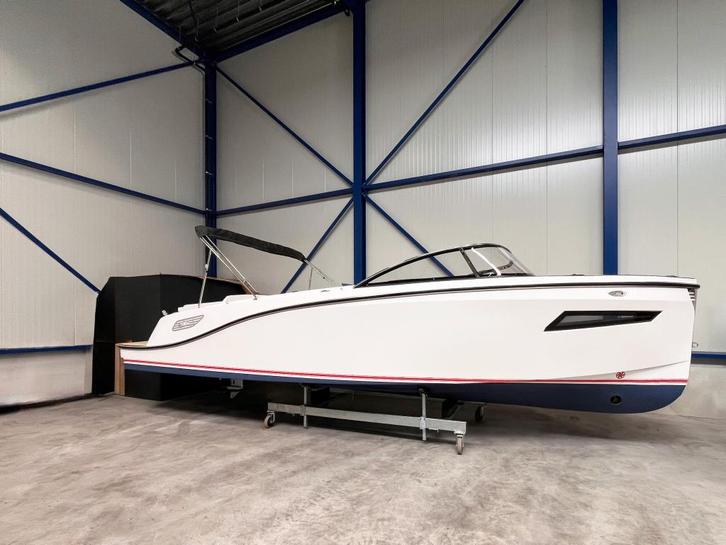 TendR 27 Cabin Demo - Dutch Edition - Honda 100 PK, Watersport en Boten, Sloepen, Nieuw, 70 pk of meer, 6 meter of meer, Benzine