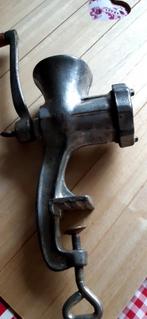 Oude  vleesmolen, Ophalen of Verzenden