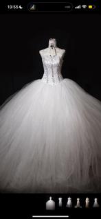 Big fat wedding gown, Kleding | Dames, Trouwkleding en Trouwaccessoires, Onbekend, Wit, Zo goed als nieuw, Accessoires