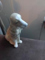 Porseleinen hondje Gemerkt Spanje, Verzamelen, Beelden en Beeldjes, Ophalen of Verzenden, Zo goed als nieuw, Mens