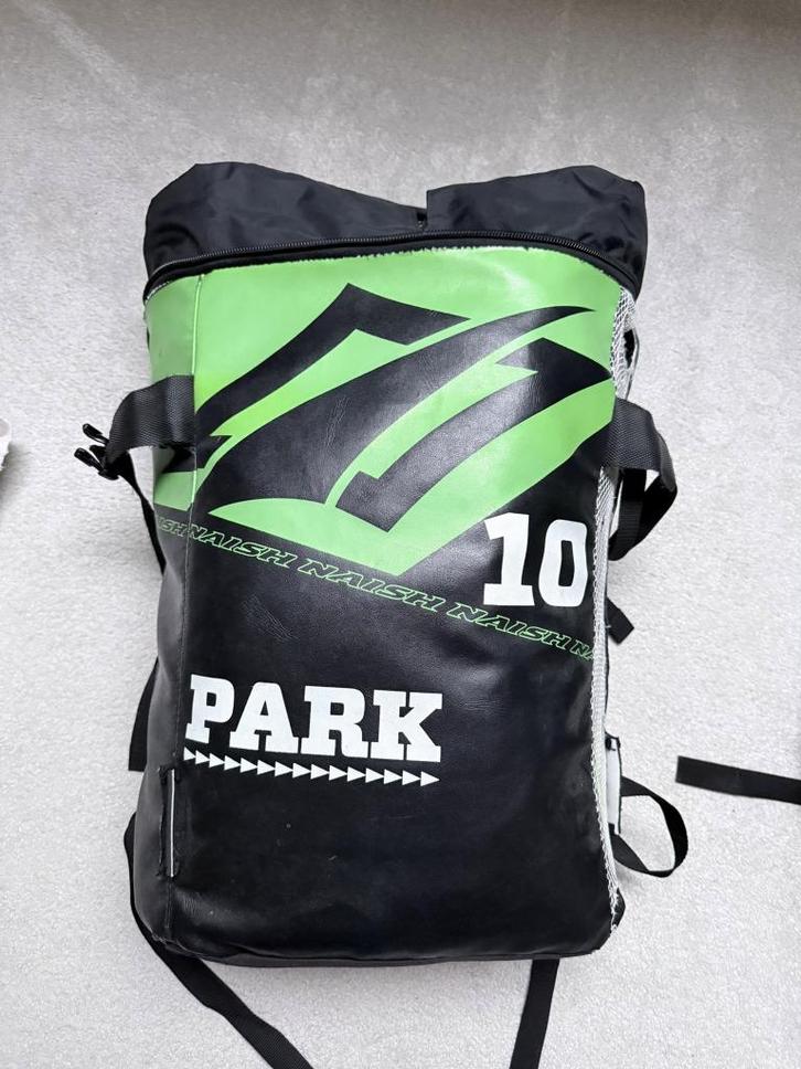 Naish Park 10m2 DEFECT 2013, Watersport en Boten, Kitesurfen, Gebruikt, Kite, 10 m², Geen board, Ophalen of Verzenden