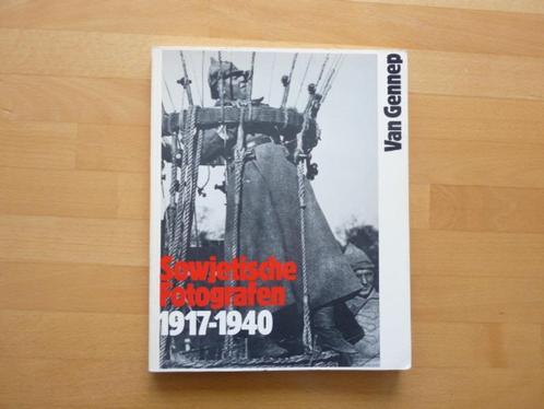 Sowjetische Fotografen 1917-1940, Boeken, Kunst en Cultuur | Fotografie en Design, Zo goed als nieuw, Fotografen, Ophalen of Verzenden