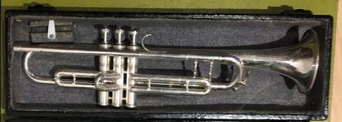Bes/A trompet Aristocrat, Muziek en Instrumenten, Blaasinstrumenten | Saxofoons, Gebruikt, Overige typen, Met koffer, Ophalen of Verzenden
