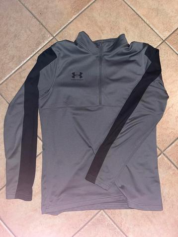 Under armour mannen traningspak beschikbaar voor biedingen