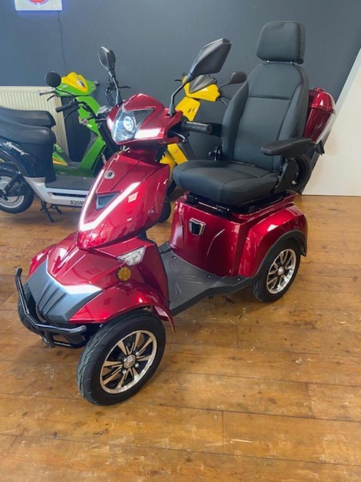 scootmobiel killerbee s1000 en de sf 1000, Diversen, Brommobielen en Scootmobielen, Nieuw, Overige merken, 36 t/m 45 km, 16 km/u of meer