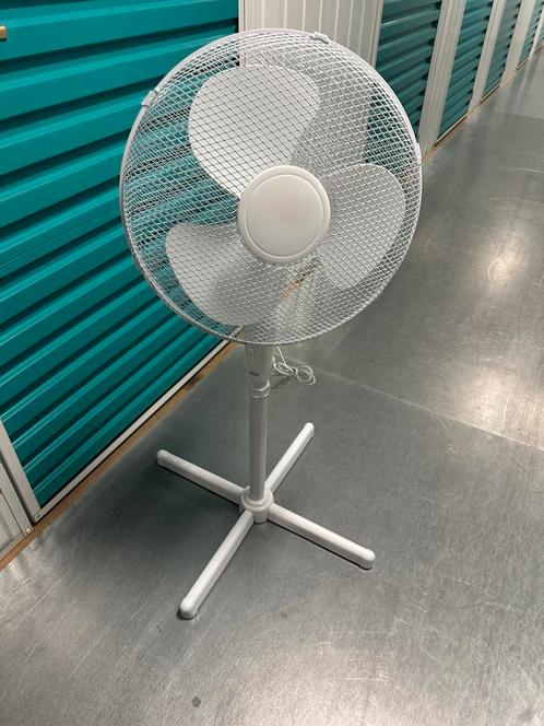 Watshome ventilatoren, Witgoed en Apparatuur, Ventilatoren, Zo goed als nieuw, Statiefventilator, Ophalen of Verzenden