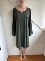Ladress travelstof jurk maat / L 42 khaki groen, Kleding | Dames, Maat 42/44 (L), Ophalen of Verzenden, Zo goed als nieuw, Knielengte