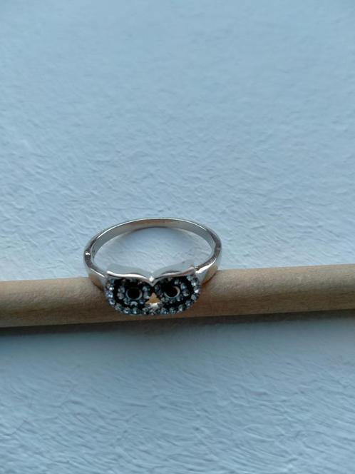 Ring met uilen oogjes met diameter 20mm Nieuw!!, Sieraden, Tassen en Uiterlijk, Ringen, Nieuw, Dame, 20 of groter, Zilver, IJzer of Staal