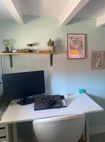 Mittzon bureau ikea beschikbaar voor biedingen