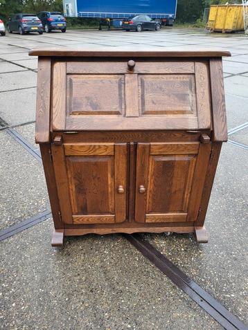 eiken secretaire  beschikbaar voor biedingen