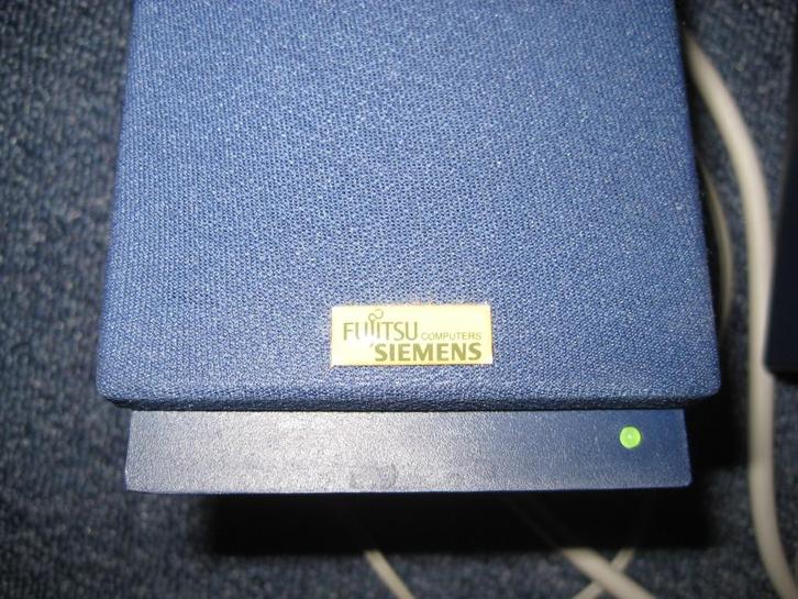 setje computerspeakers (met defect) + versterker (goed), Computers en Software, Pc speakers, Niet werkend, Ophalen of Verzenden