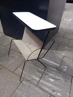 Vintage lectuur bijzet tafel, Minder dan 55 cm, Metaal of Aluminium, Ophalen of Verzenden, Zo goed als nieuw