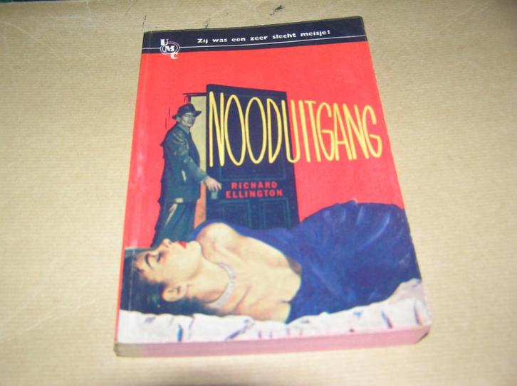 Richard Ellington/NOODUITGANG(UMC-Real 60), Boeken, Detectives, Gelezen, Ophalen of Verzenden