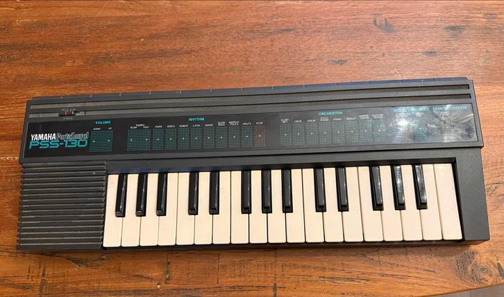 Yamaha PortaSound PSS-130 Vintage Keyboard 1987, Muziek en Instrumenten, Keyboards, Gebruikt, Overige aantallen, Yamaha, Ophalen of Verzenden